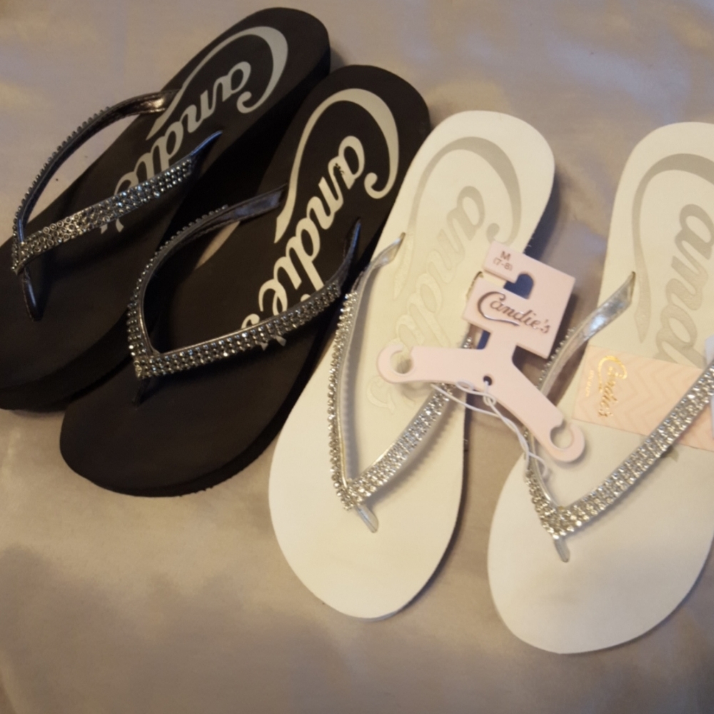 Both pair white and black